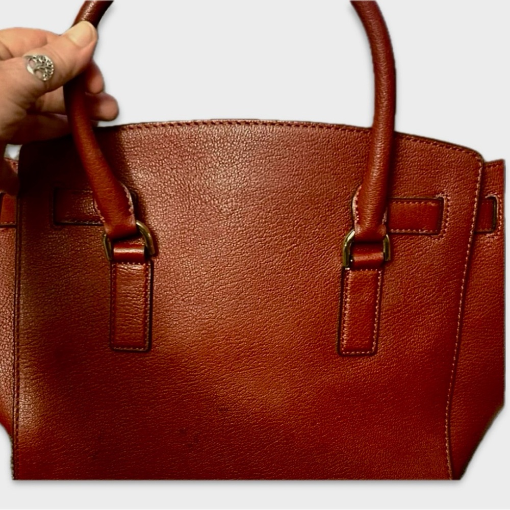 MICHAEL KORS Hamilton Large Red/Burgundy Leather Satchel Handbag Gold Lock - Picture 4 of 4